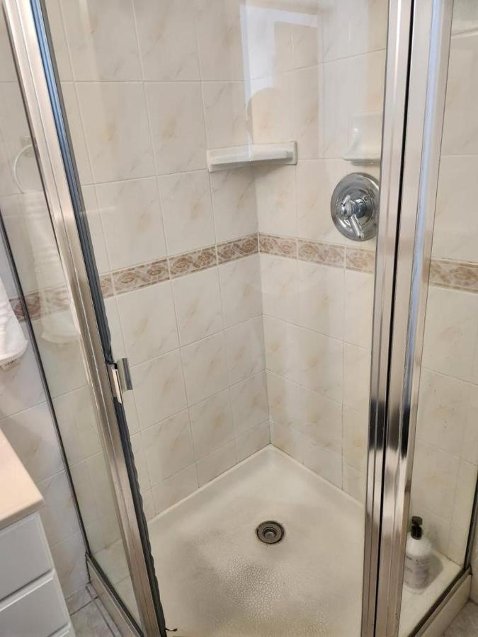 Affordable Private Rooms With Shared Bath Kitchen Near Sfo Daly City Exterior photo