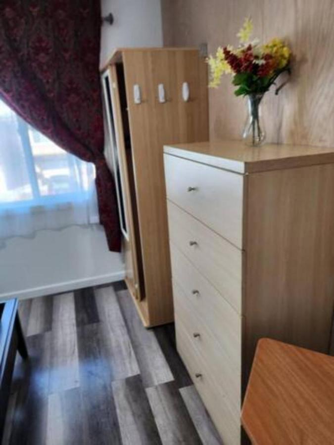 Affordable Private Rooms With Shared Bath Kitchen Near Sfo Daly City Exterior photo